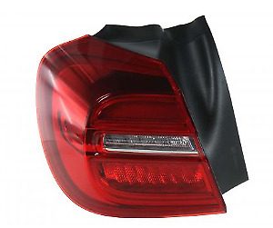 Mercedes-Benz GLA-Class Pre-Facelift Tail Lamp – A1569061958 – Left Side