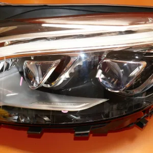 Mercedes-Benz LED Headlamp – A1669067702 – W166 ML/GLE (2012–2015) Mercedes-Benz LED Headlamp – A1669067702 – W166 ML/GLE (2012–2015)