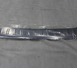 Mercedes‑Benz W166 Rear Bumper Chrome Upper Trim – OEM A1668852174