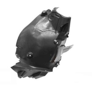 Mercedes-Benz Front Left Inner Fender Liner – A2046904730 – W204 C‑Class 2007–2014