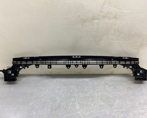 Mercedes-Benz Front Grille Bracket – A2056203801 – W205 C-Class (2014–2021)