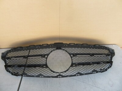 Mercedes-Benz W205 Front Grille – A2058800023 – Pre-Facelift Standard/Avantgarde Line